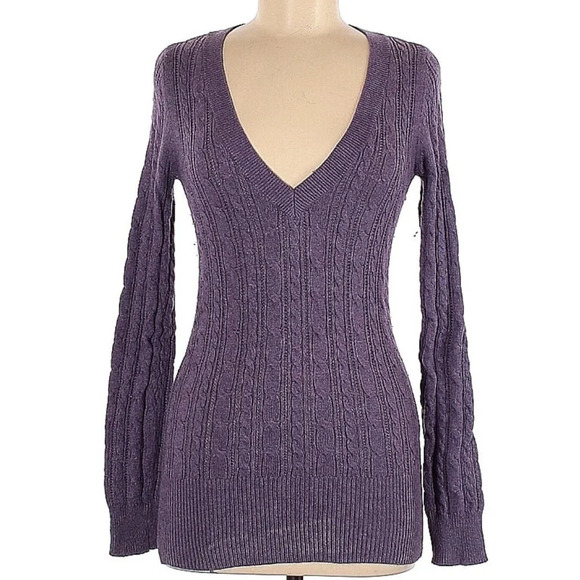 American Eagle Outfitters purple sweater as seen on Elena in The Vampire Diaries - Picture 4 of 6